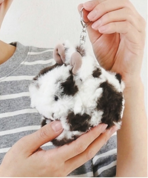 Per sist ence（パーシエンス） チャーム うさぎモチーフモフモフキー