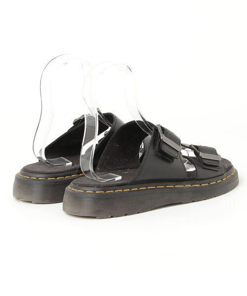 Dr. Martens ブラック サンダル ドクターマーチンのMILLEEサンダルは、安定感のあるハイヒール