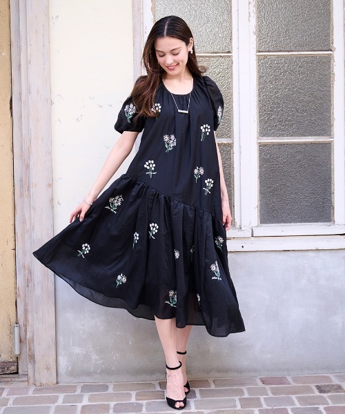 新品　Chesty 刺繍ワンピース Chesty（チェスティ） ワンピース デイジー刺繍ワンピース : ZOZOTOWN