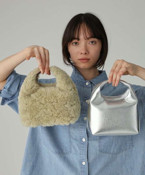 バビロン　ショルダーバッグ BABYLONE 大きく開いて整理しやすいショルダーバッグBOOK│宝島社の