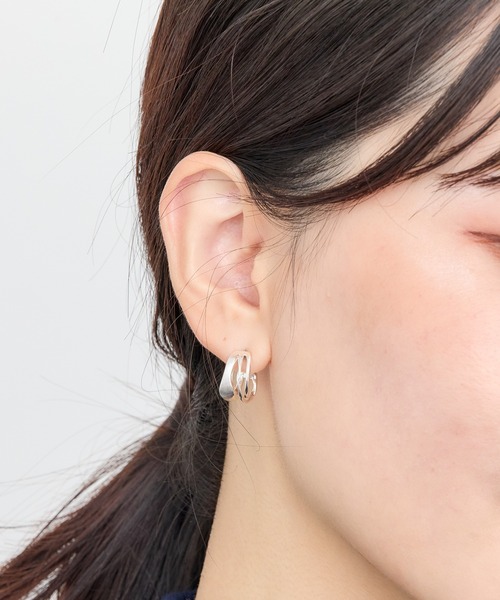 Heartdance（ハートダンス） ピアス ニュアンススリ−ラインピアス