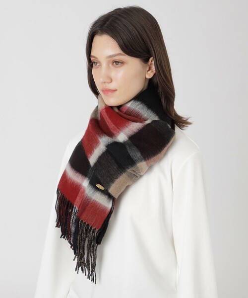 BLUE LABEL CRESTBRIDGE（ブルーレーベルクレストブリッジ） ストール