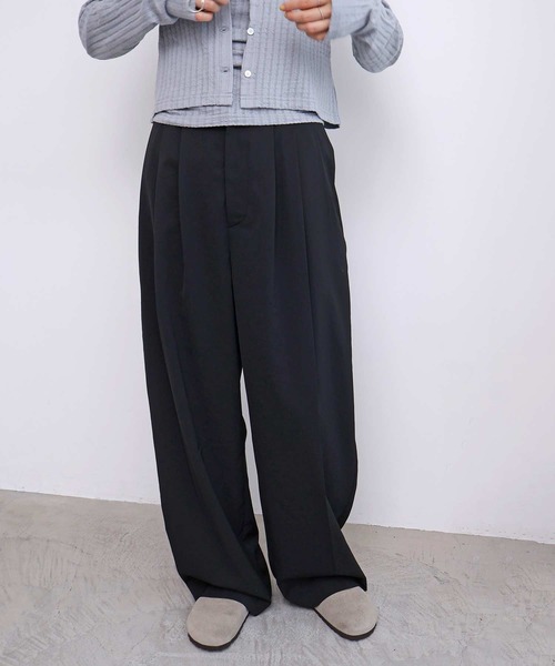 fig London（フィグロンドン） スラックス パンツ 3tuck pants