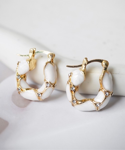 Port（ポート） ピアス 「 」 ツイスト メタル カラー ピアス