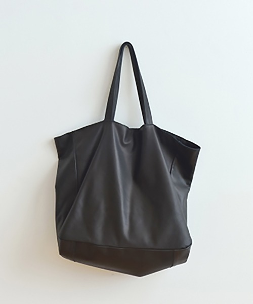 CLASKA 黒 レザートートバッグ CLASKA（クラスカ）｜Sac noir - バッグ - トートバッグ - 女性