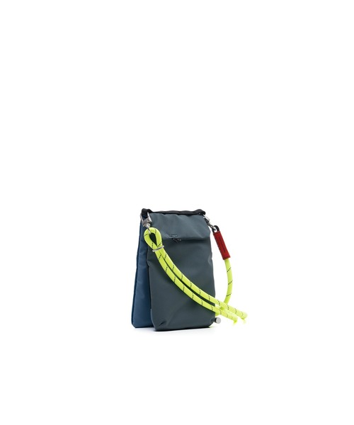 topologieのショルダーバッグ Topologie ショルダーバッグ バッグ x Aigle Trio Colour Phone