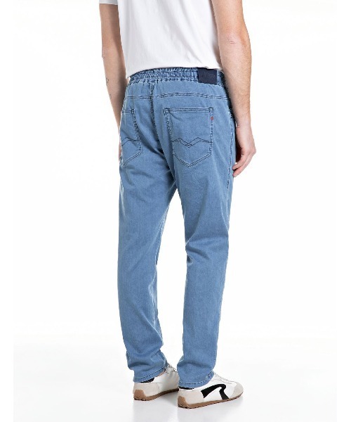ジーンズ リラックステーパードLANNY Touch denim メンズの画像