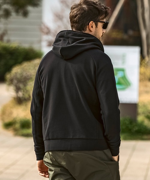 1PIU1UGUALE3 RELAX 「1PIU1UGUALE3 RELAX 」 ジップアップパーカー L