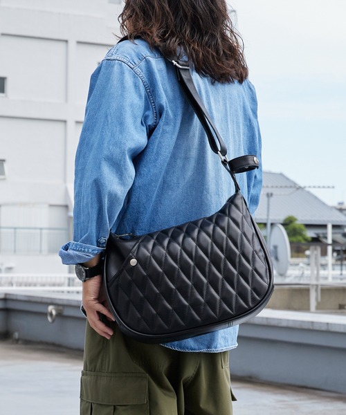 Schott N.Y.C（ショット） ショルダーストラップ キルティング 