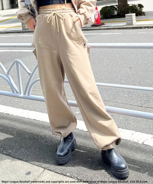 BACK TO THE FIELD スウェットパンツ ジャージ 「MLB」3Dロゴ