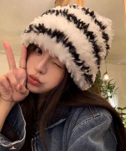 CANVAS+ ニット帽 ニットキャップ 「CANVAS+」ボーダーフェイクファー