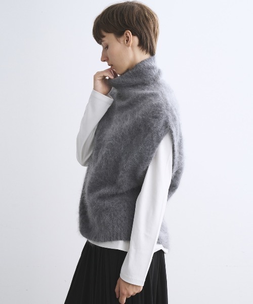 three dots（スリー ドッツ） ベスト ジレ ファーカシミヤ ベスト