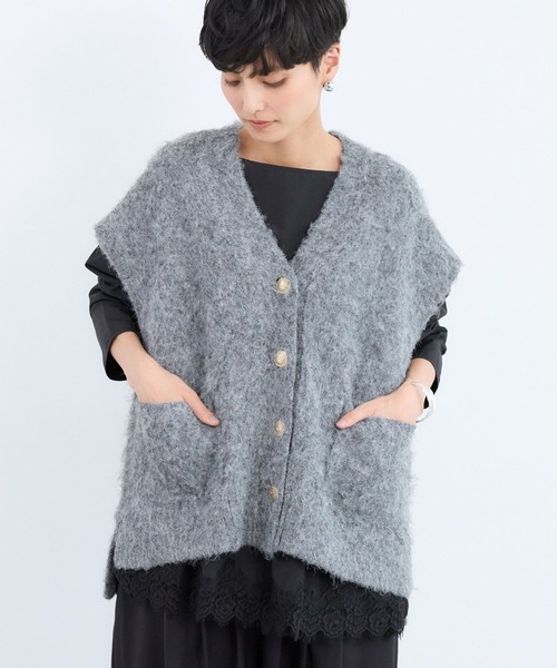 美品♪ADOREアドーア マトラッセジャガードジレ ブラック黒 ベスト 金ボタン 美品♪ADOREアドーア マトラッセジャガードジレ ブラック黒 ベスト 金