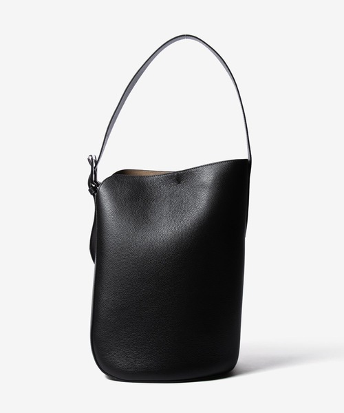 J&MDavidson(ジェイ&エムデヴィッドソン) ショルダーバッグ美品  クイバー バケットバッグ 黒 レザー J&M Davidson（J＆Mデヴィッドソン） ショルダーバッグ バッグ J＆M