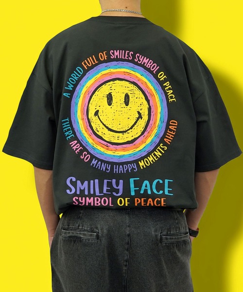 スマイリー出品 SMILEY FACE（スマイリーフェイス） tシャツ 「GROOVY STORE」SMILEY
