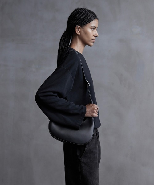 【mondemonde】人気/送料関税込 ★Half moon mini Bag★ 4COLOR ○MONDE MONDE○HALF MOON MINI BAG 4色 バッグ 韓国人気 (monde
