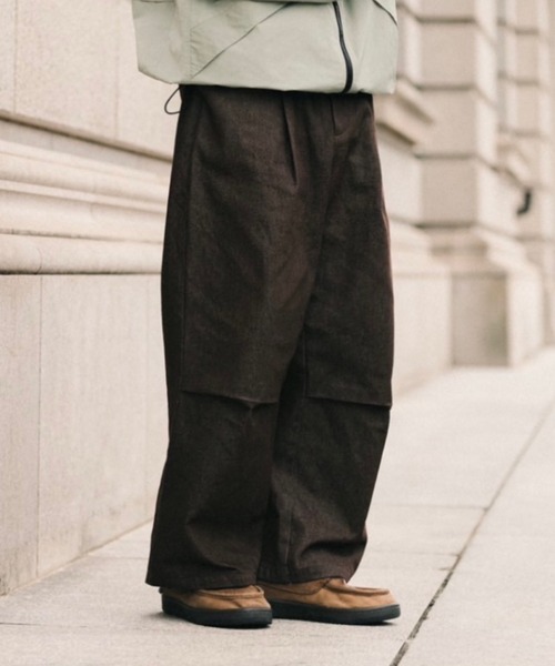 CIASU チノパン Cotton Twill Knee Tuck Wide Trousers メンズ CIASU チノパン Cotton Twill Knee Tuck Wide Trousers メンズ