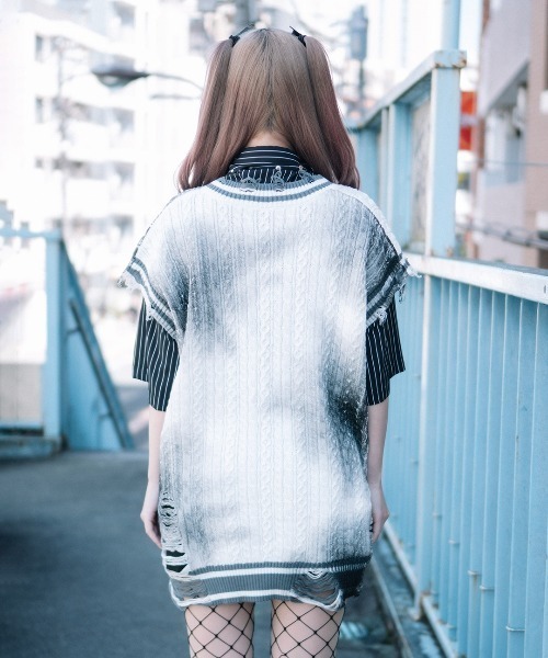 ベスト ジレ 「TRAVAS TOKYO/トラバス トーキョー」顔料加工ダメージケーブルニットベスト レディース メンズ TRAVAS TOKYO ベスト ジレ 「TRAVAS TOKYO/トラバス トーキョー