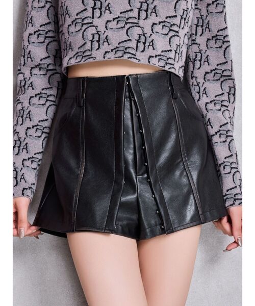 GYDA（ジェイダ） パンツ フェイクレザーレイヤーショートパンツ