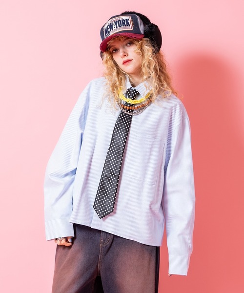 シャツ a.p.o.v. クロップド丈オックスフォードストライプシャツ