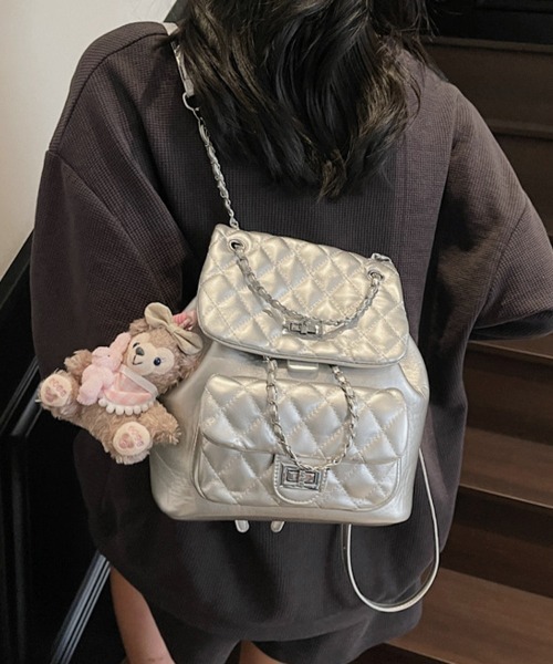 ReRe デイバック リュック チェーンデザインキルティングリュック