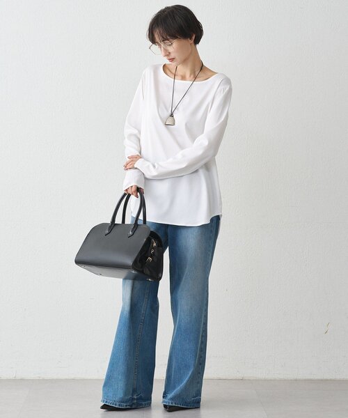 「LOUNGEDRESS」 長袖シャツ FREE オフホワイト レディースの画像