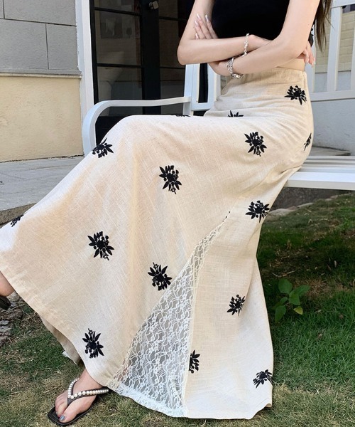 スカート 刺繍レース切り替えAラインスカートの画像