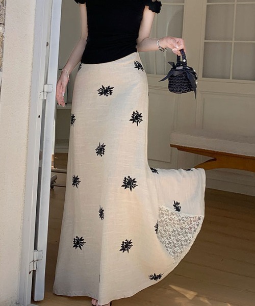 スカート 刺繍レース切り替えAラインスカートの画像