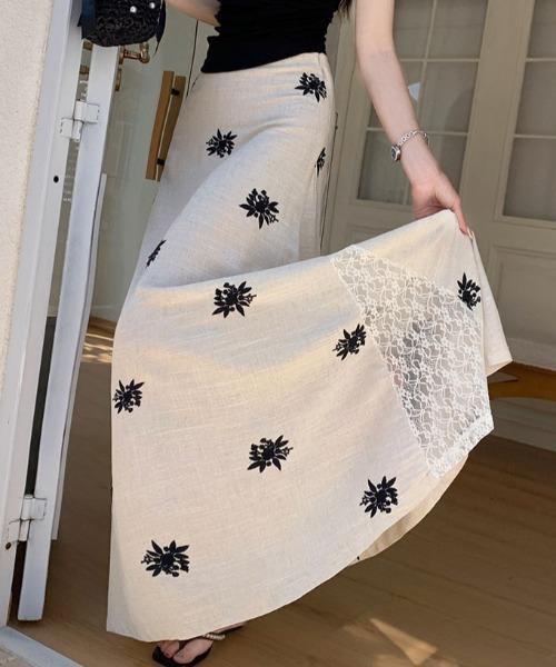 スカート 刺繍レース切り替えAラインスカートの画像