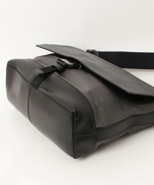 【良品】COACH メンズ ショルダーバッグ ブラック レザー COACH（コーチ） ショルダーバッグ - ブラック メンズ : ZOZOTOWN