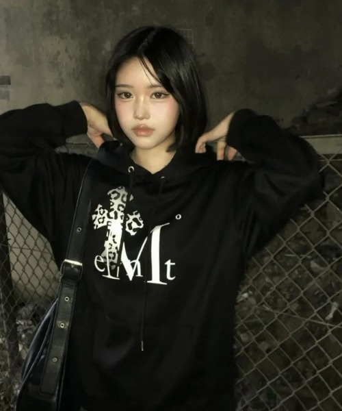 MUCENT（ムセント） パーカー 「日本未発売/WEB限定」/サハラ