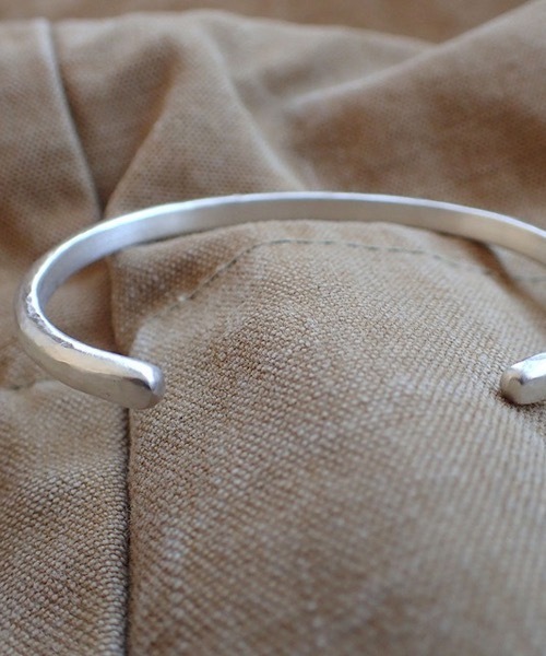 MANANAS バングル 「MANANAS 」マナナス/ Half Round Bangle