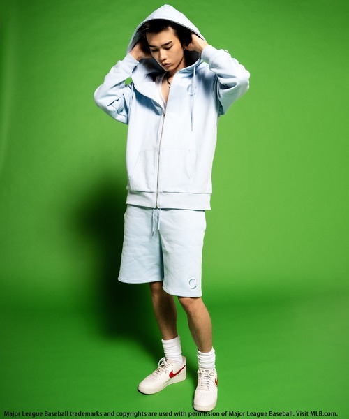 BACK TO THE FIELD パーカー 「MLB」3Dロゴ刺繍オーバーサイズZIP