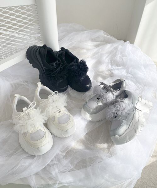 MAJESTIC LEGON（マジェスティックレゴン） スニーカー 「小栗有以さん