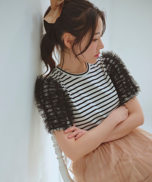 Feroux（フェルゥ） tシャツ チュールスリーブ Tシャツ レディース