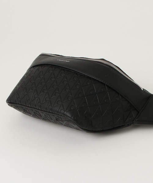 Calvin Klein（カルバン・クライン） ウエストポーチ エンブレム