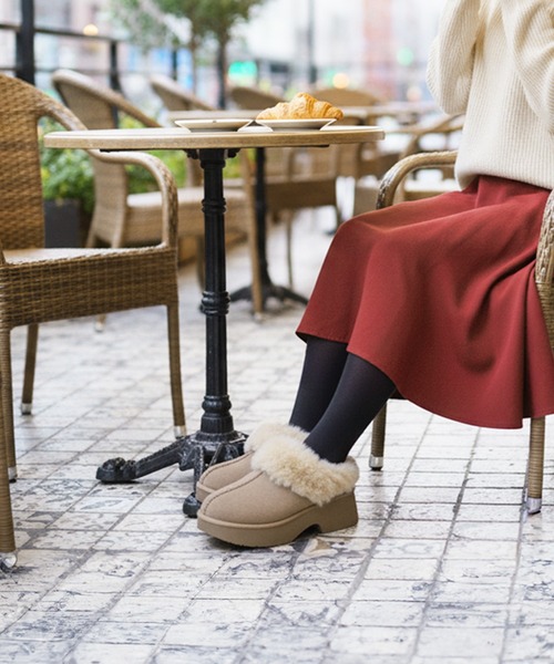 moz（モズ） ブーツ ボリュームファー厚底サボサンダル (防滑・撥水