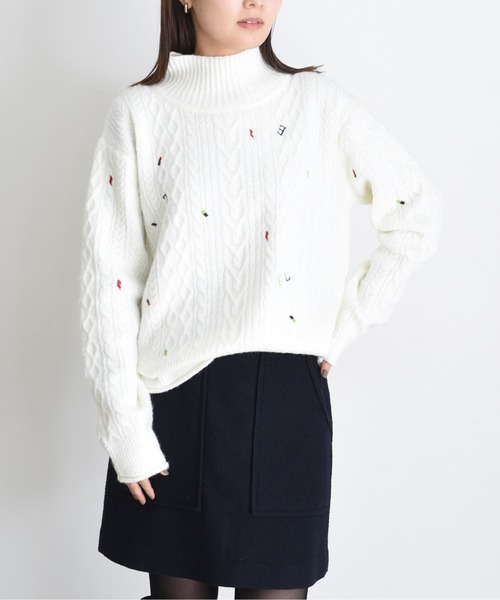 Eimee Law（エイミーロウ） ニット セーター カラフル刺繍ハイネック