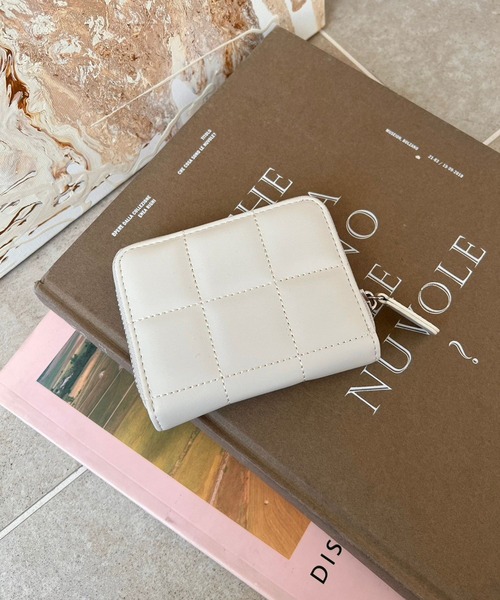 Me%（ミィパーセント） 財布 お札が折れない カードミニサイフ 183061