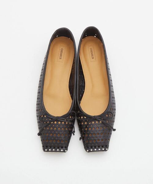 CHEMBUR SQ STUD PNCNG フラットシューズ　35 CHEMBUR SQ STUD PNCNG フラットシューズ35
