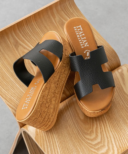 ITALIAN SHOEMAKERS（イタリアンシューメーカーズ） 厚底 サンダル