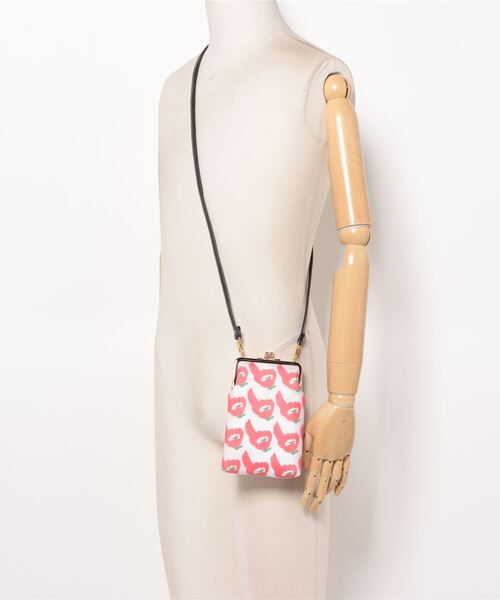 東北伝統こけしと皮製カバン