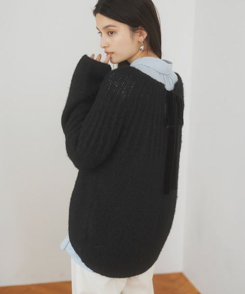 バレンティノ　リボン付きブラックニット ヴァレンティノ ﾌﾞﾗｯｸ ｳｰﾙｶｼﾐﾔ ﾊｲﾈｯｸﾄﾞﾙﾏﾝｽﾘｰﾌﾞｾｰﾀｰ XS