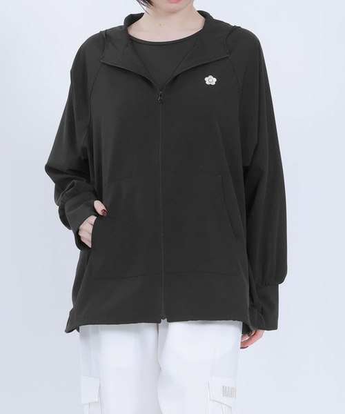 完売品！！未使用！★⭐︎マリークワント MARY QUANT パーカー MARY QUANT パーカー マリークワント mary quant 撥水UVジップ