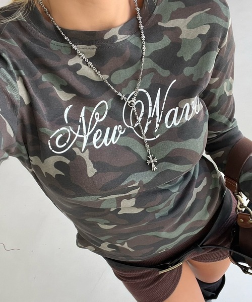 lilful tシャツ 「25年秋冬新作」迷彩柄 英字ロゴタイトフィットロンT