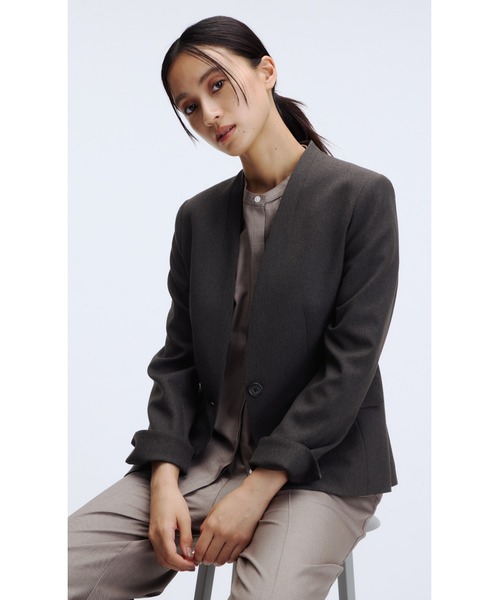 【極美品】EMPORIO ARMANI ジャケット　グレー　レディース　スーツ EMPORIO ARMANI - 美品 エンポリオアルマーニ EMPORIO ARMANI