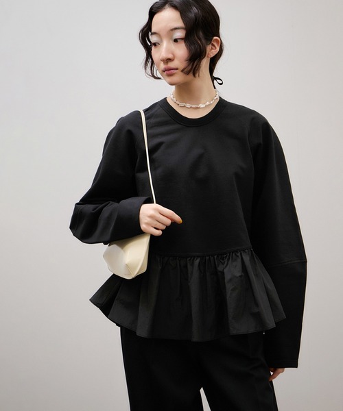 ADAM ET ROPE'（アダムエロペ） tシャツ ラグランスリーブペプラムプル