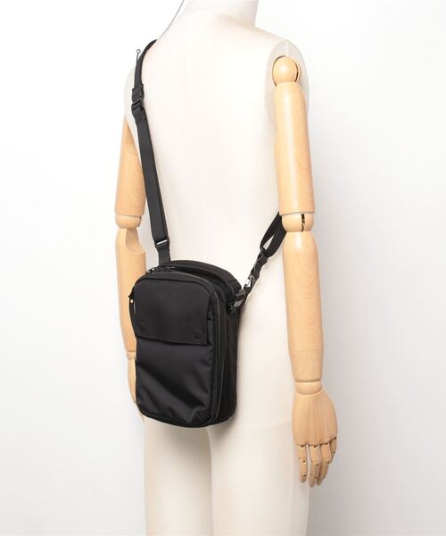 BLACK EMBER（ブラックエンバー） ショルダーバッグ Black Ember