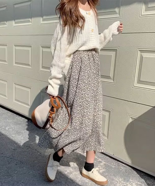 i-dare スカート 「i-dare」モノクロ 花柄 フレア ロング スカート