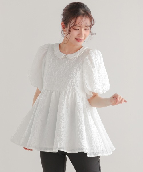 新品⭐︎Fit more パール襟ジャガードペプラムトップス Fit more（フィットモア） パール襟ジャガードペプラムトップス